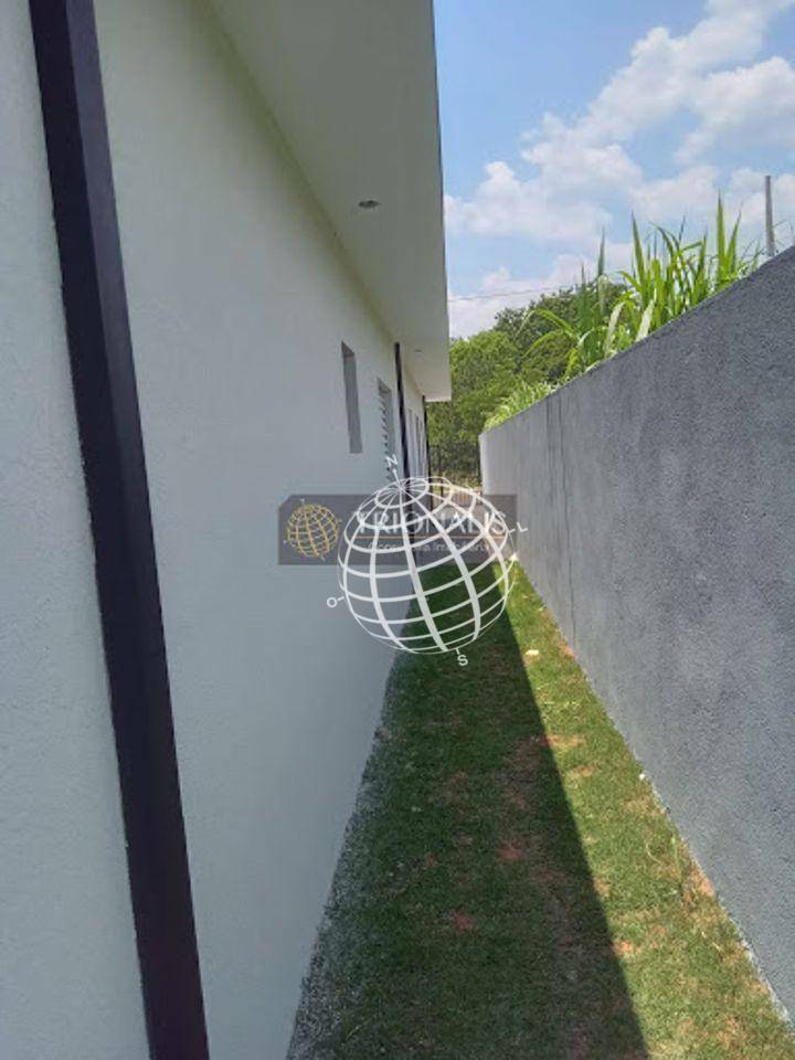 Casa à venda com 2 quartos, 75m² - Foto 3