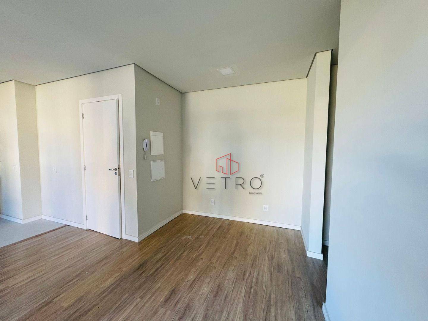 Apartamento à venda com 2 quartos, 81m² - Foto 3