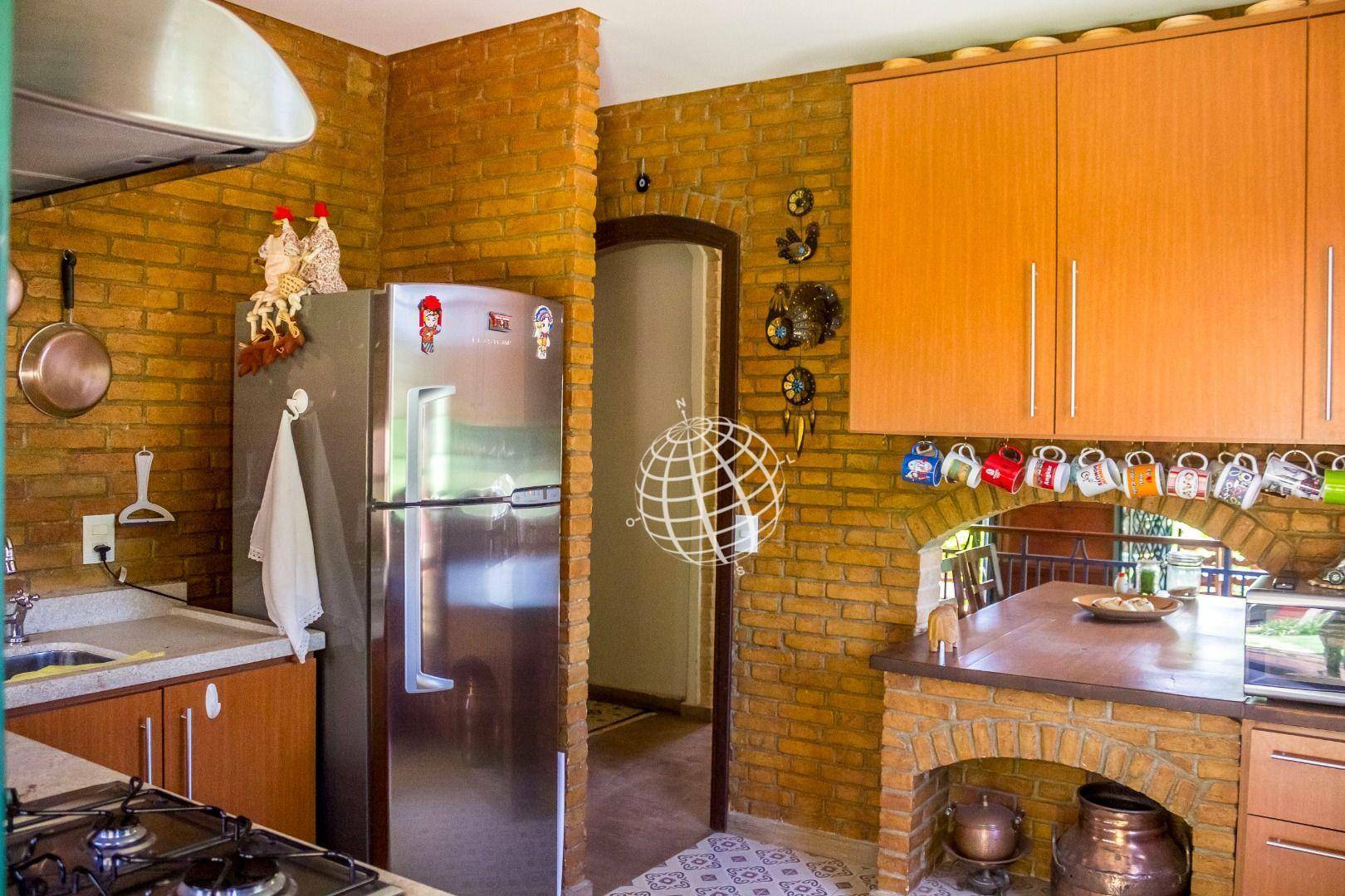 Casa à venda com 5 quartos, 450m² - Foto 25