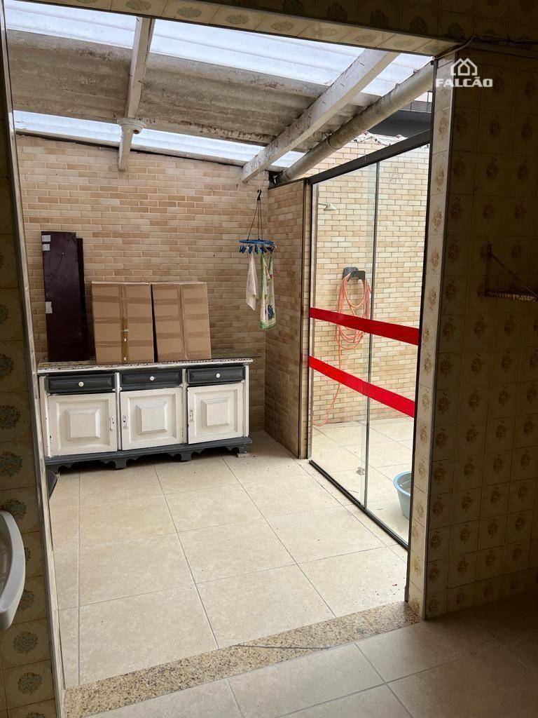 Sobrado à venda com 3 quartos, 128m² - Foto 11