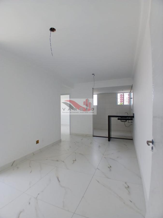 Apartamento à venda com 2 quartos, 80m² - Foto 13