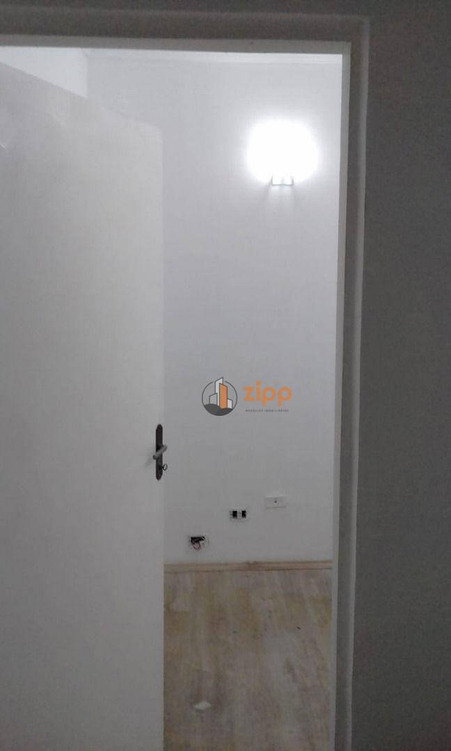 Sobrado à venda e aluguel com 3 quartos, 250m² - Foto 15