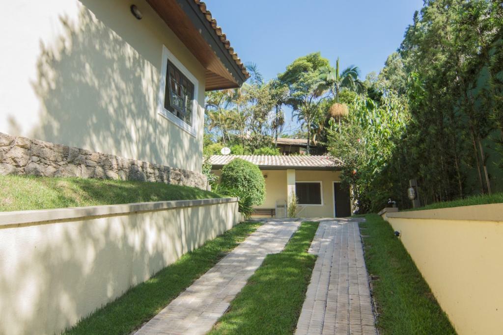 Casa de Condomínio à venda com 3 quartos, 550m² - Foto 63