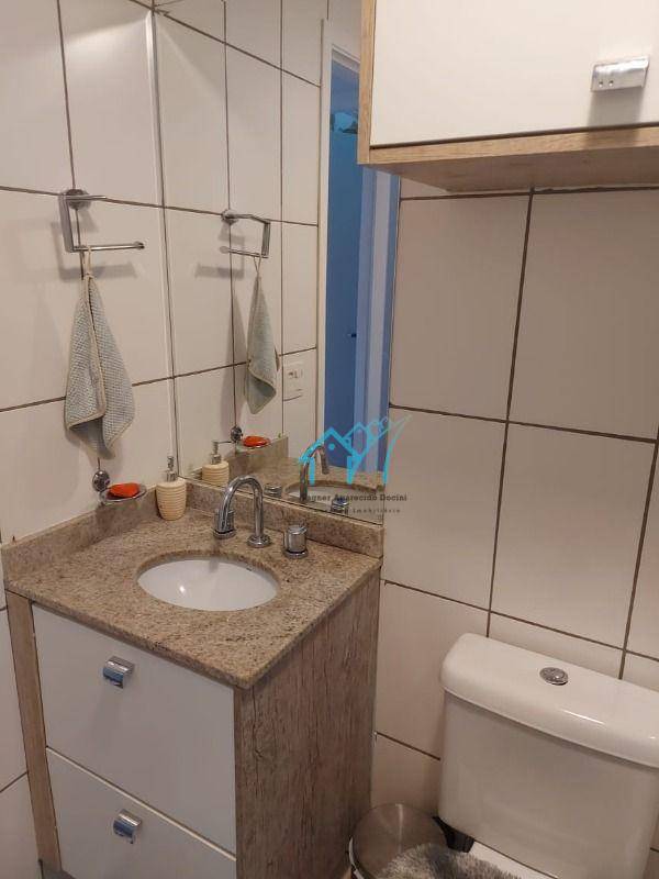 Apartamento à venda com 3 quartos, 99m² - Foto 2