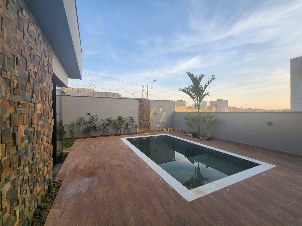 Casa de Condomínio à venda com 4 quartos, 300m² - Foto 7