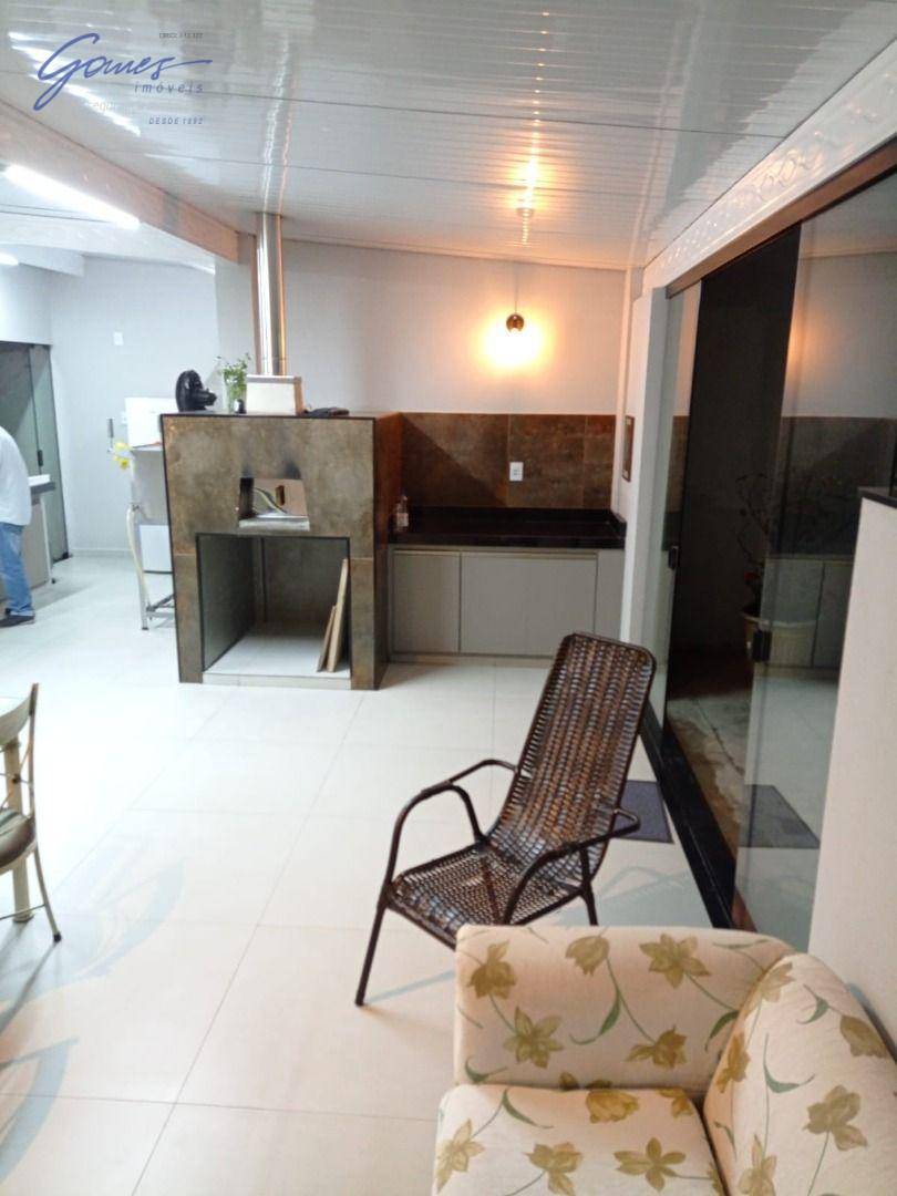 Casa à venda com 3 quartos, 160m² - Foto 15