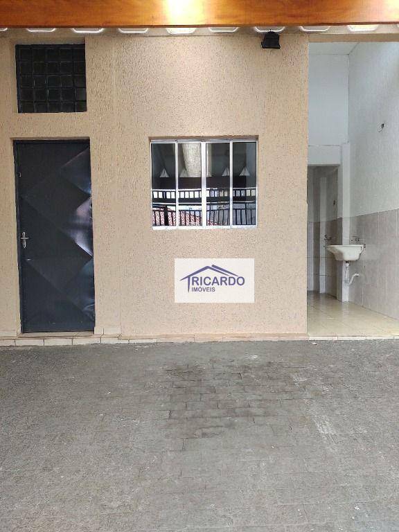 Sobrado à venda com 2 quartos, 170m² - Foto 3