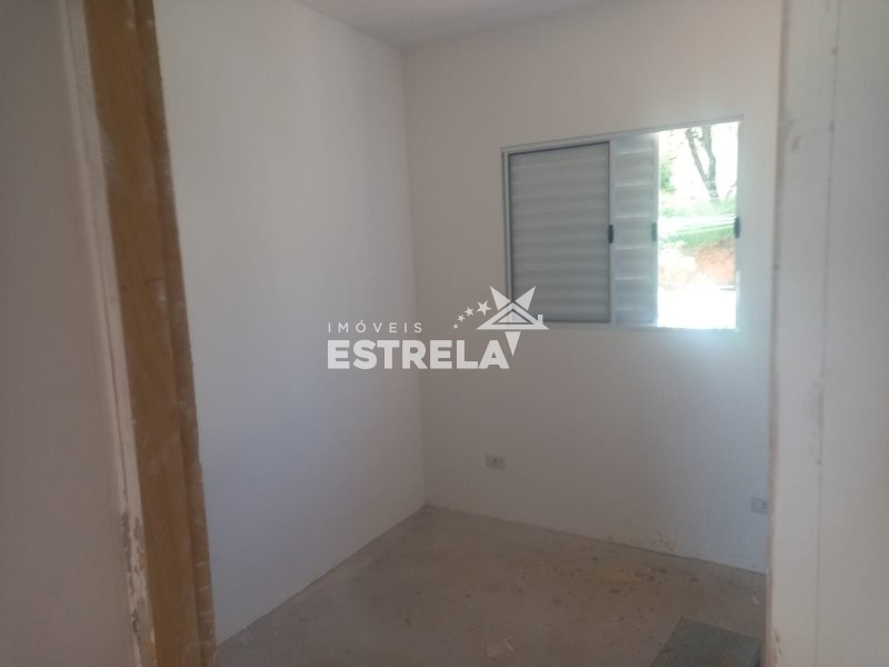 Casa à venda com 2 quartos, 50m² - Foto 18