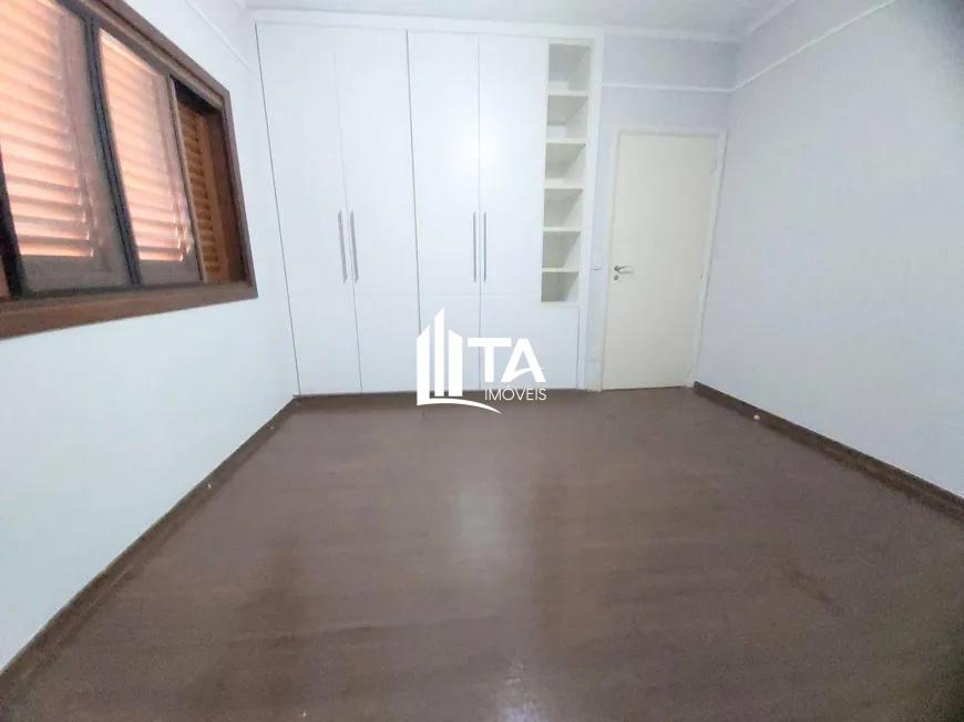 Casa de Condomínio à venda e aluguel com 3 quartos, 250m² - Foto 13