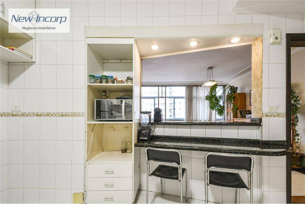 Apartamento à venda com 3 quartos, 111m² - Foto 17