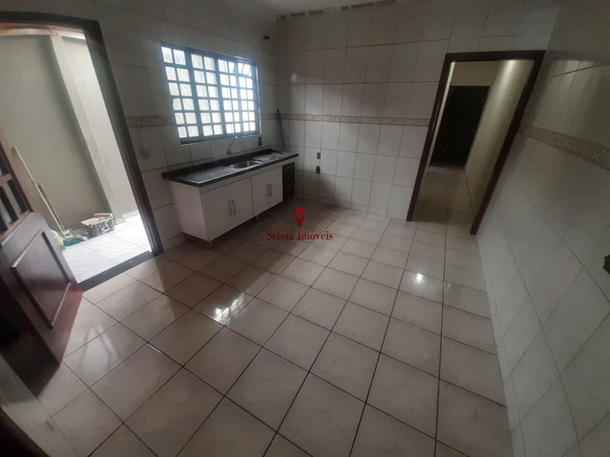 Casa à venda com 3 quartos, 130m² - Foto 6