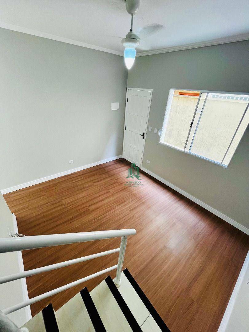 Sobrado à venda com 2 quartos, 58m² - Foto 1