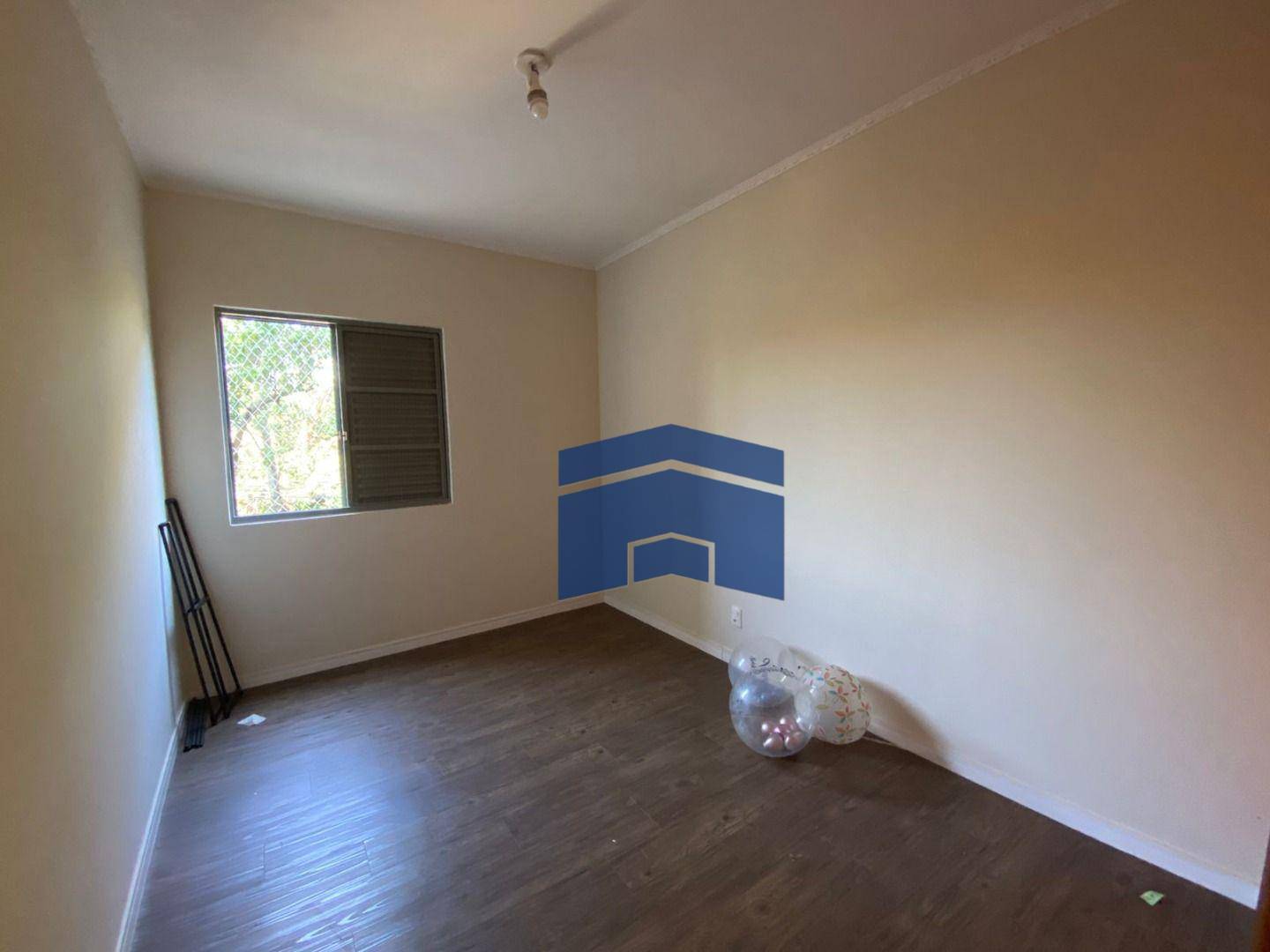 Apartamento à venda com 3 quartos, 91m² - Foto 3