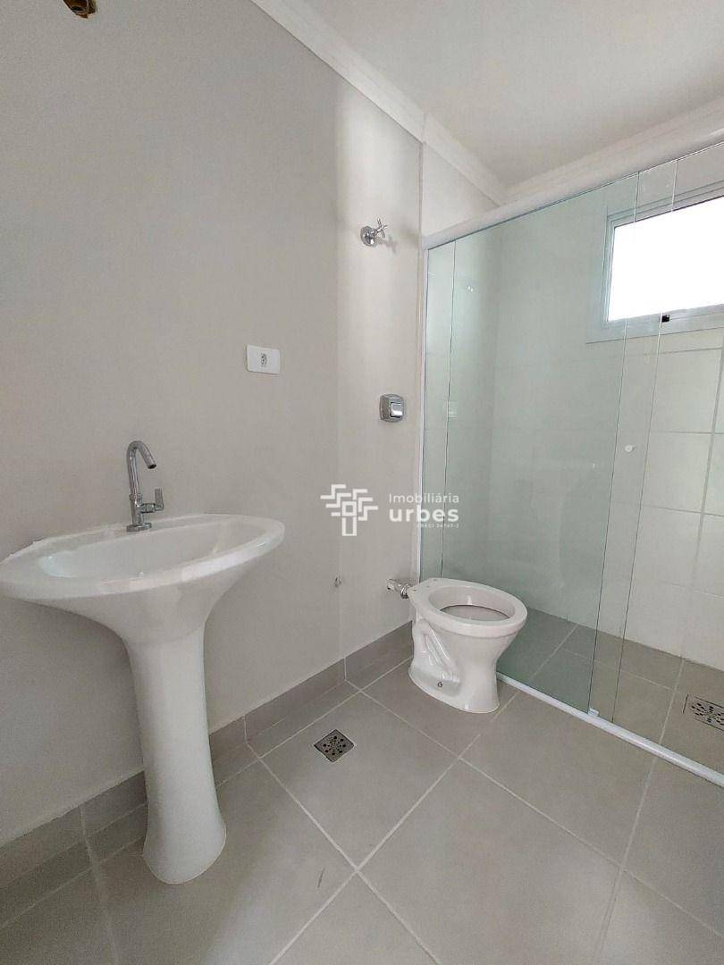 Apartamento para alugar com 2 quartos, 70m² - Foto 5