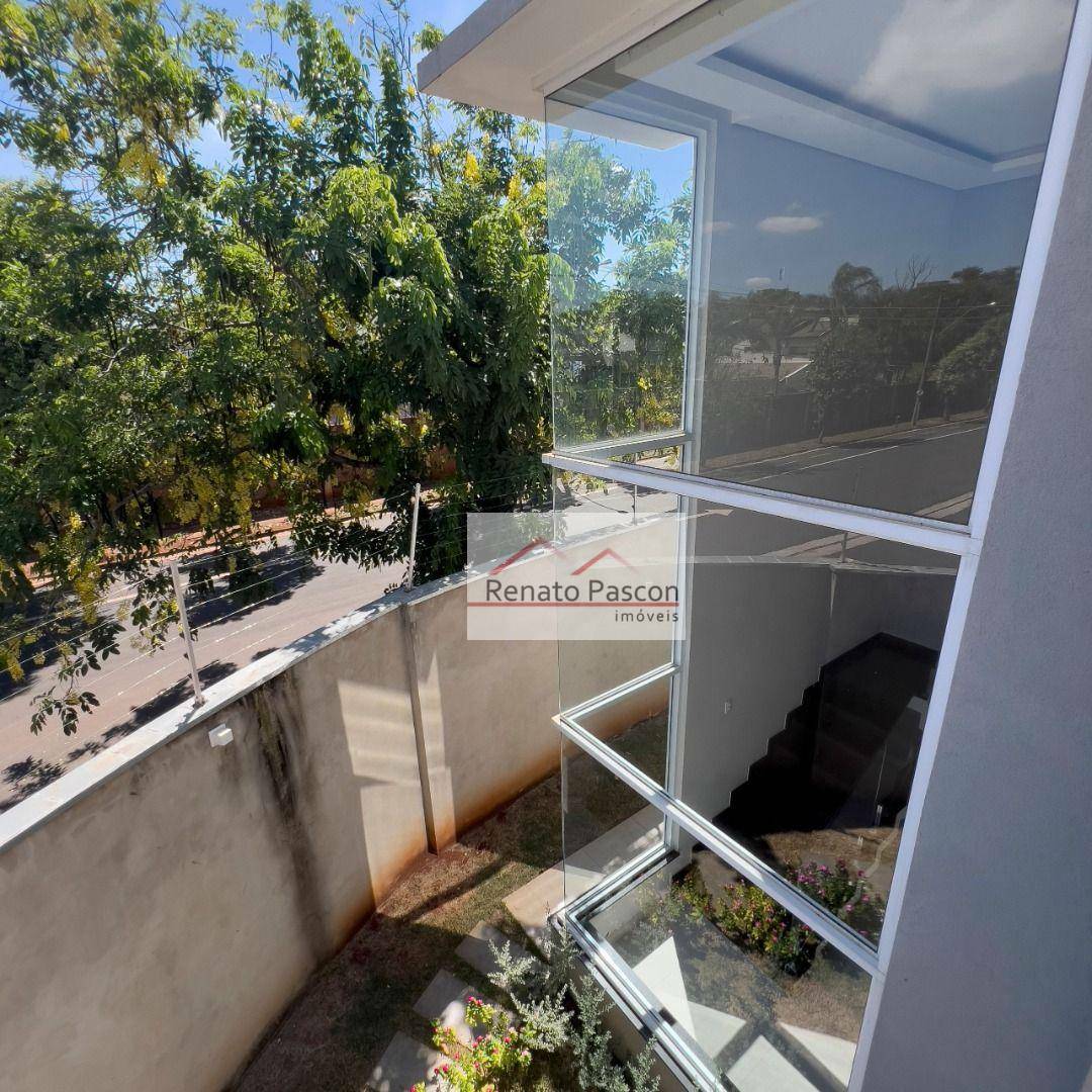 Sobrado à venda com 3 quartos, 273m² - Foto 20