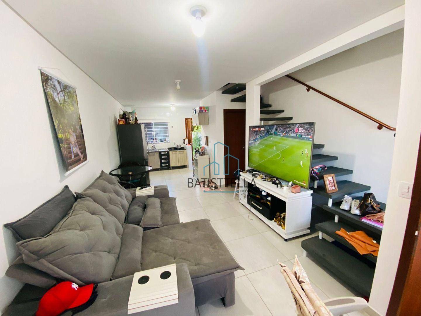 Sobrado à venda com 2 quartos, 77m² - Foto 1