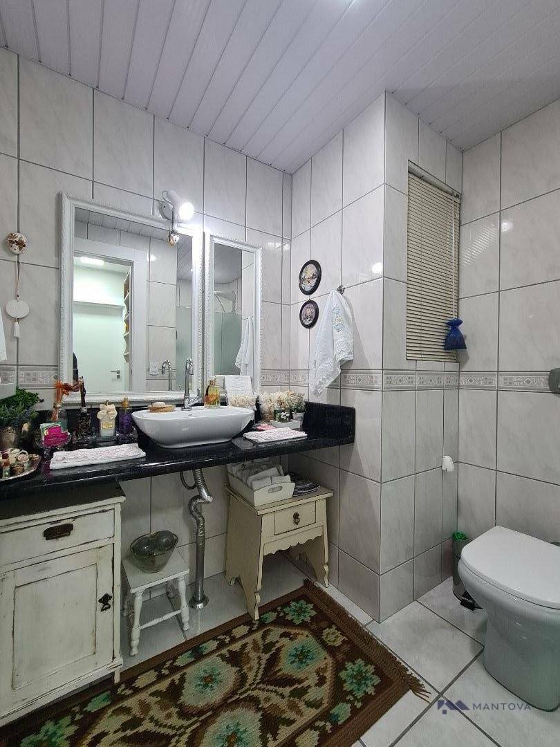 Apartamento à venda com 3 quartos, 186m² - Foto 23