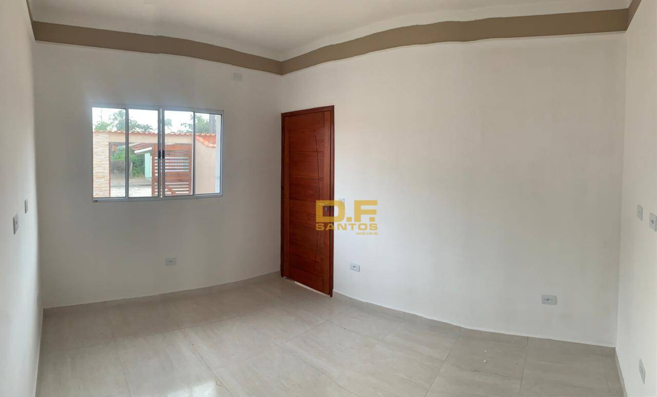 Casa à venda com 2 quartos, 70m² - Foto 17