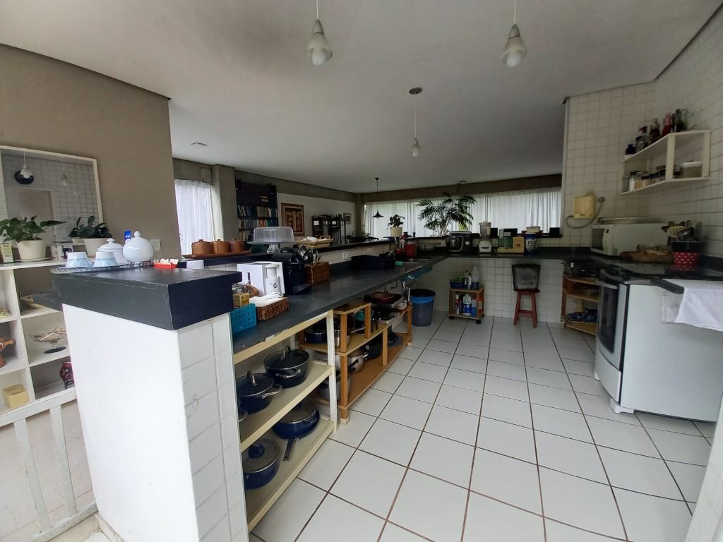 Casa à venda com 3 quartos, 230m² - Foto 13