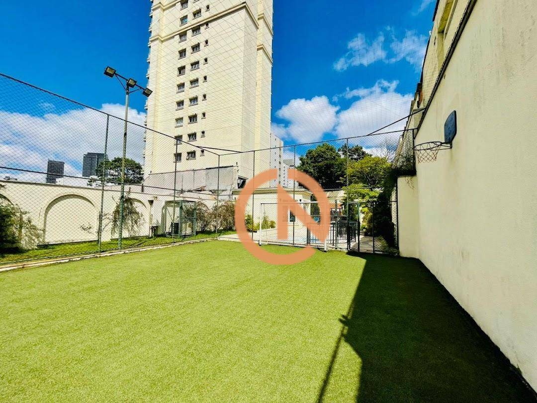 Casa à venda e aluguel com 3 quartos, 215m² - Foto 43