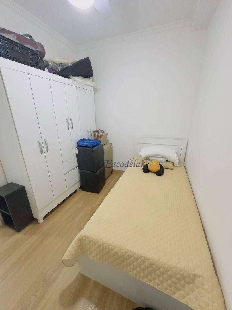 Apartamento à venda com 3 quartos, 74m² - Foto 4