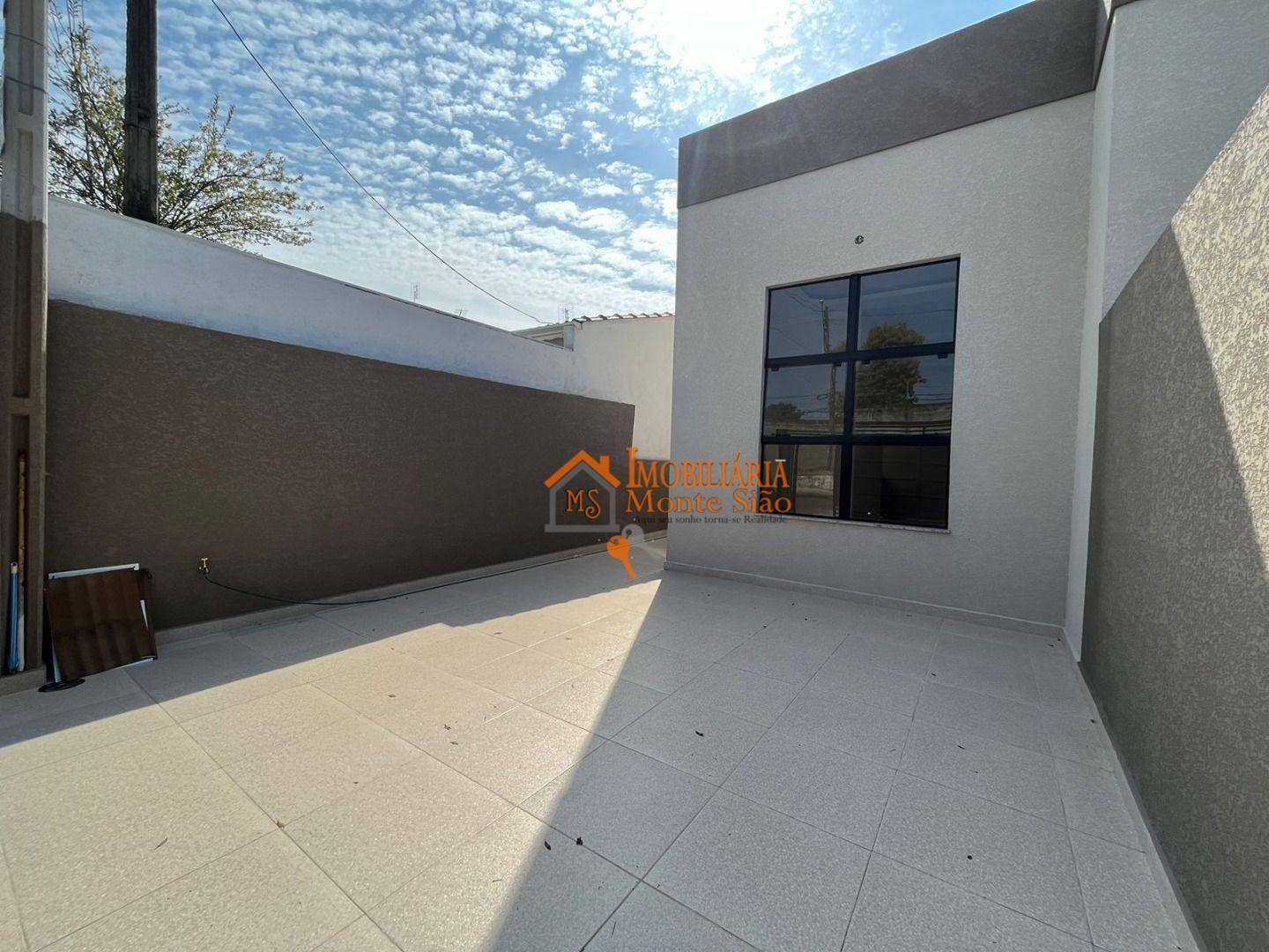 Casa à venda com 3 quartos, 90m² - Foto 14