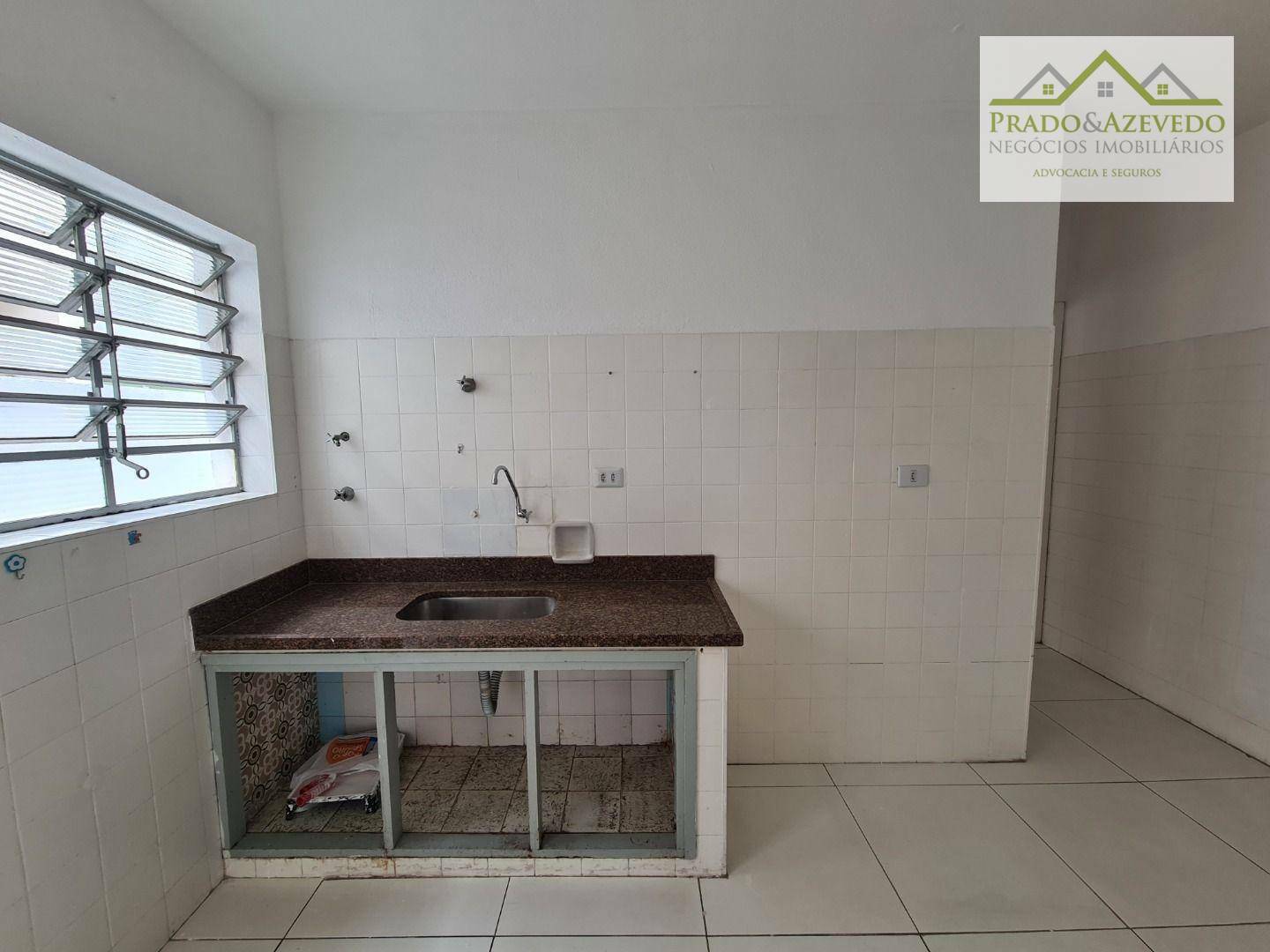 Casa para alugar com 1 quarto, 50m² - Foto 8