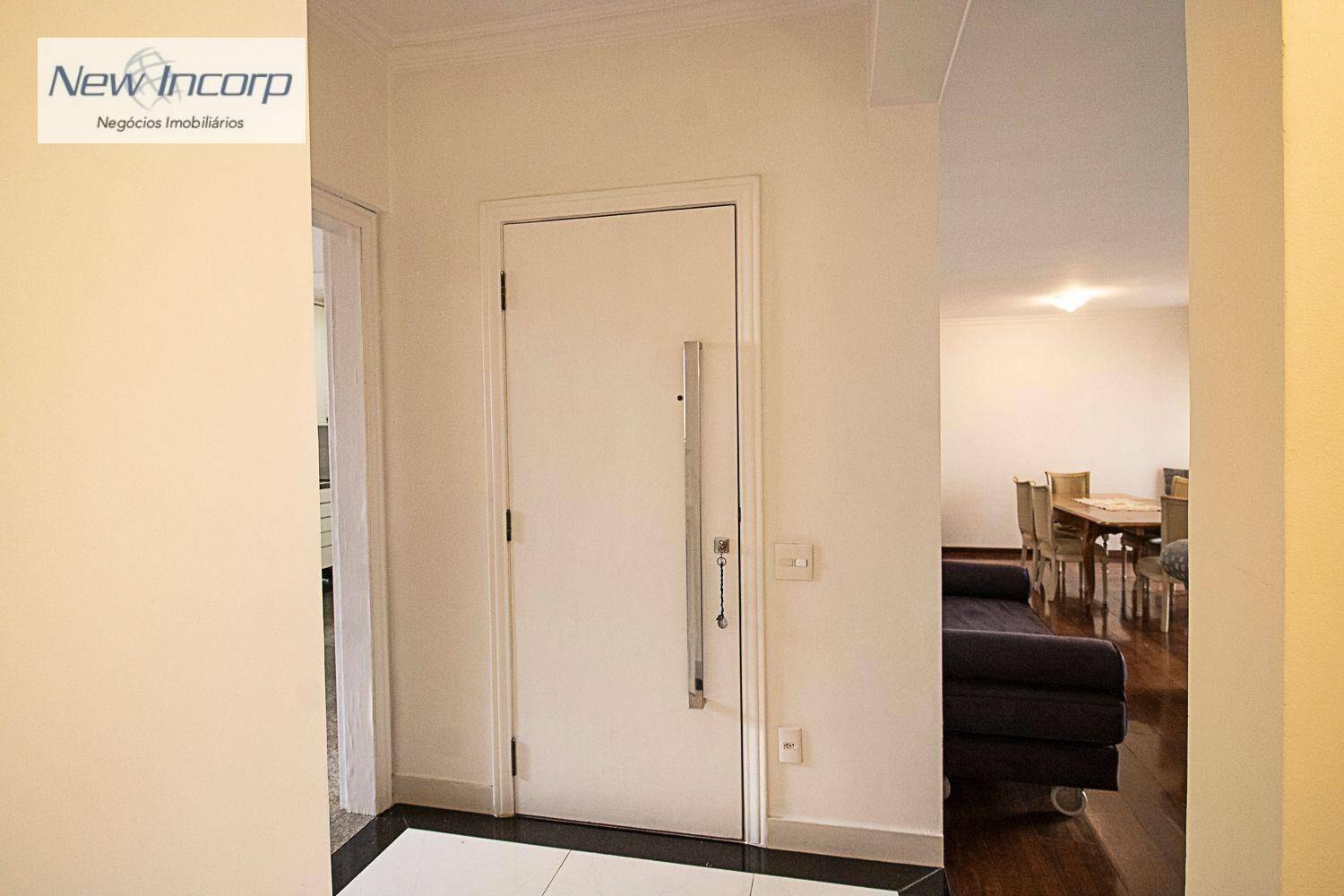 Apartamento à venda com 4 quartos, 188m² - Foto 7