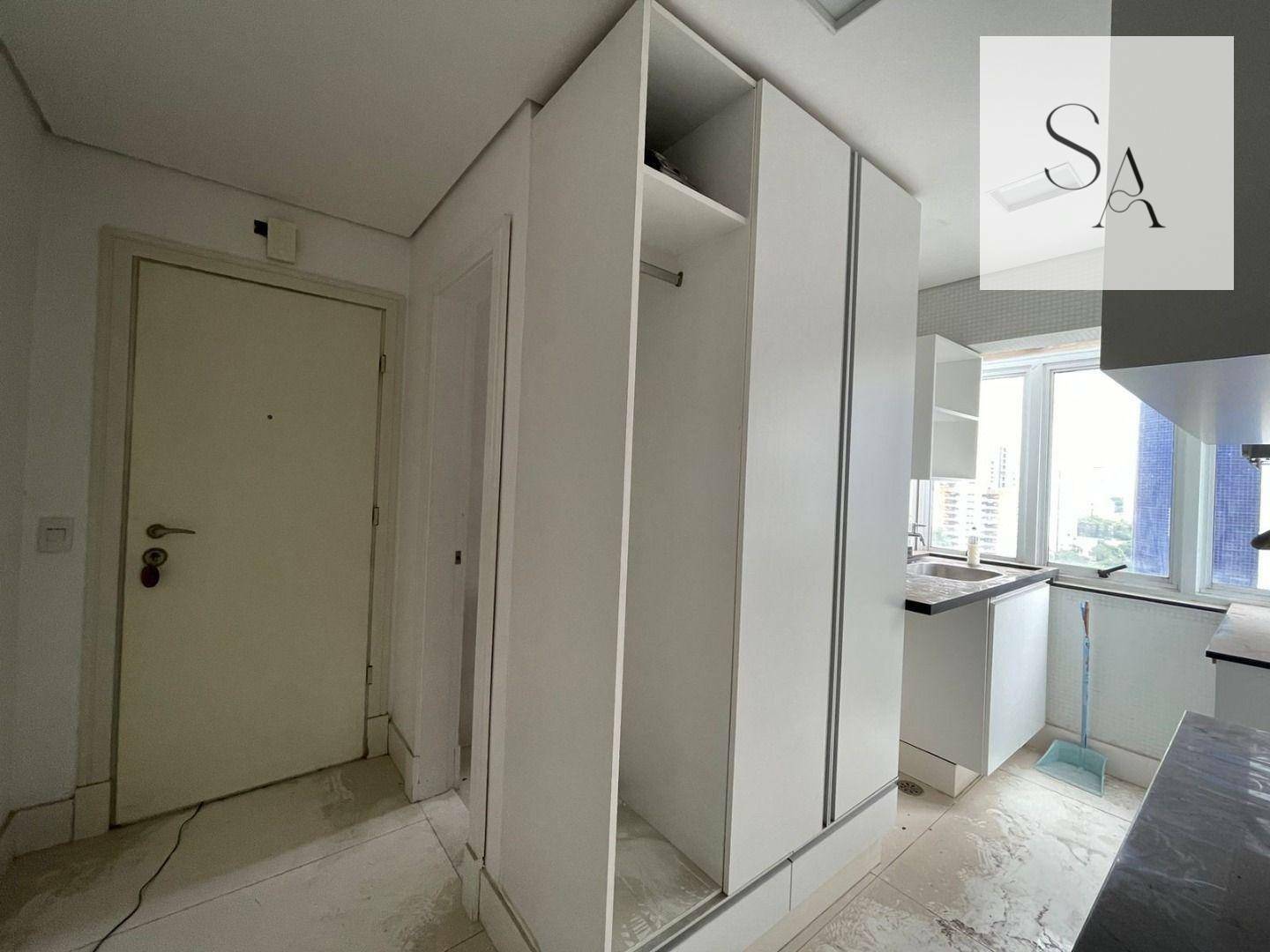 Apartamento à venda e aluguel com 3 quartos, 200m² - Foto 8