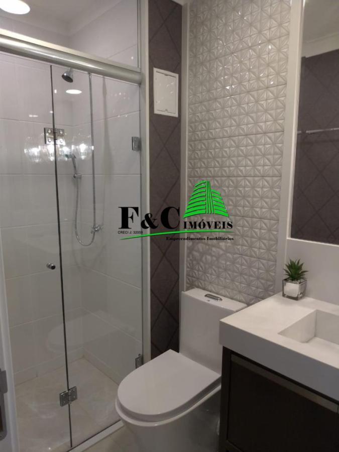 Apartamento à venda com 2 quartos, 67m² - Foto 12