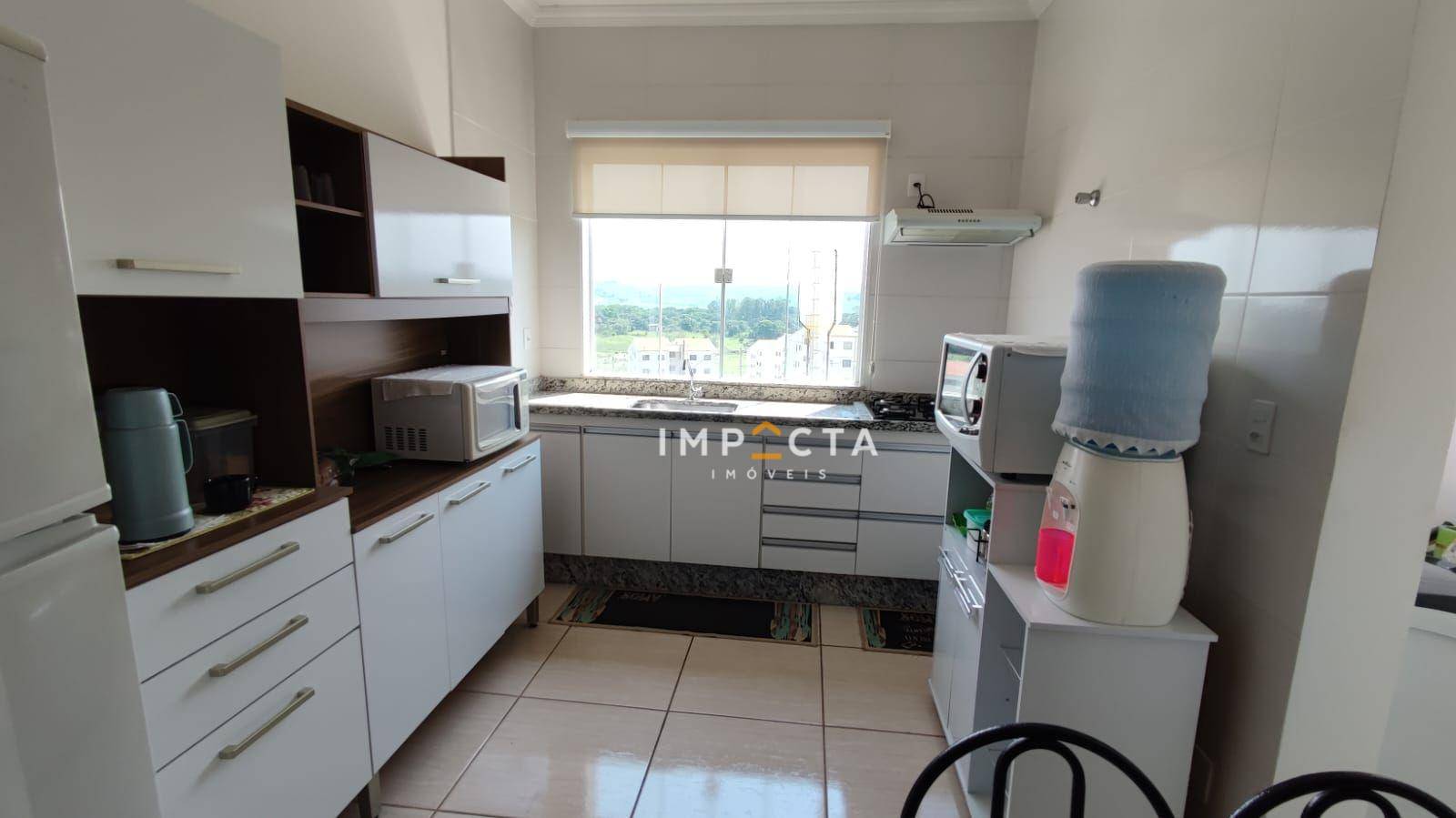 Apartamento à venda com 2 quartos, 60m² - Foto 1