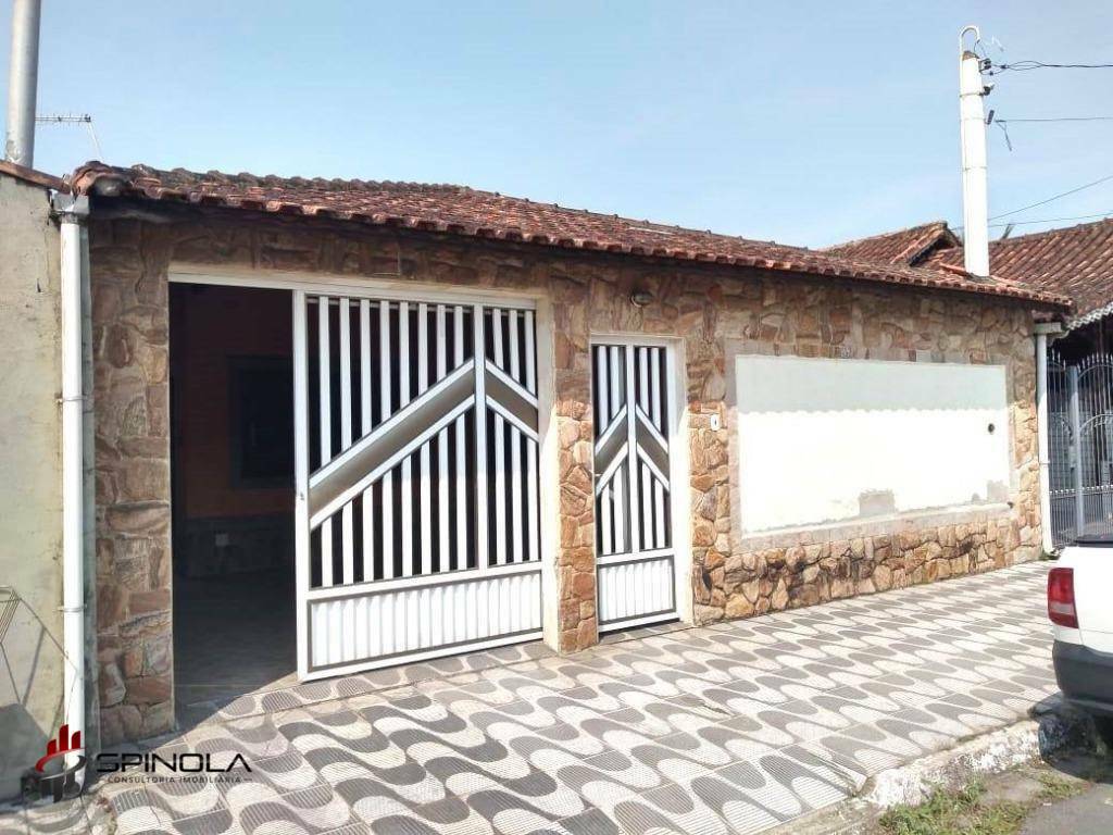 Casa à venda com 2 quartos, 130m² - Foto 1