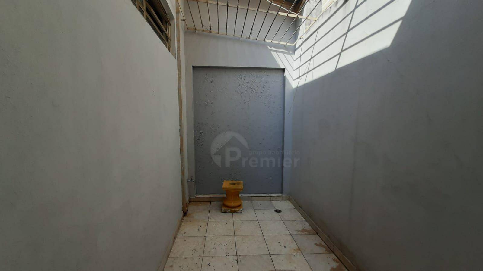 Casa à venda com 3 quartos, 190m² - Foto 18