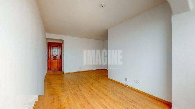 Apartamento à venda com 2 quartos, 65m² - Foto 4