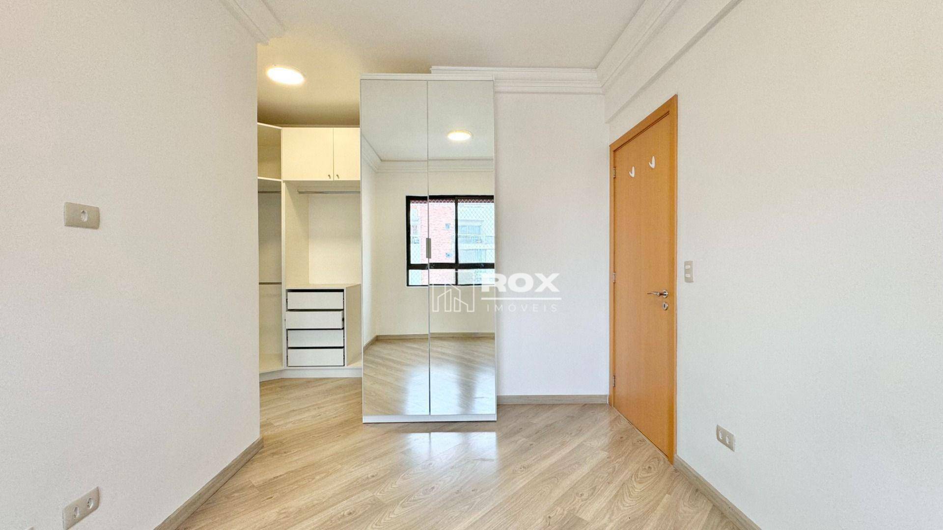 Apartamento à venda com 2 quartos, 66m² - Foto 28