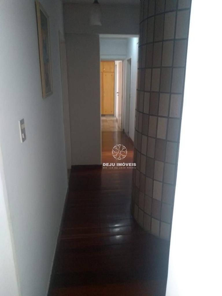 Apartamento à venda com 4 quartos, 140m² - Foto 7