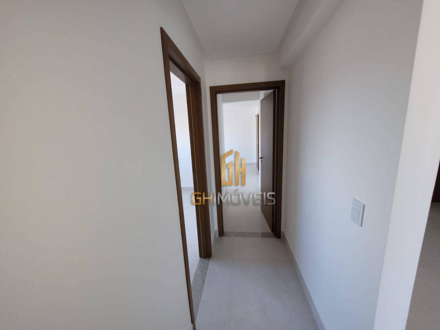 Apartamento à venda com 3 quartos, 96m² - Foto 4