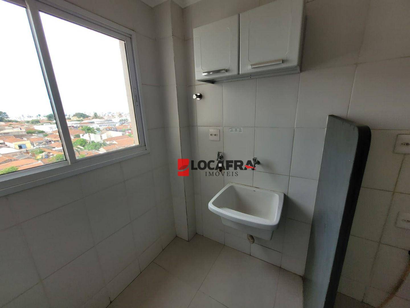 Apartamento para alugar com 2 quartos, 63m² - Foto 14