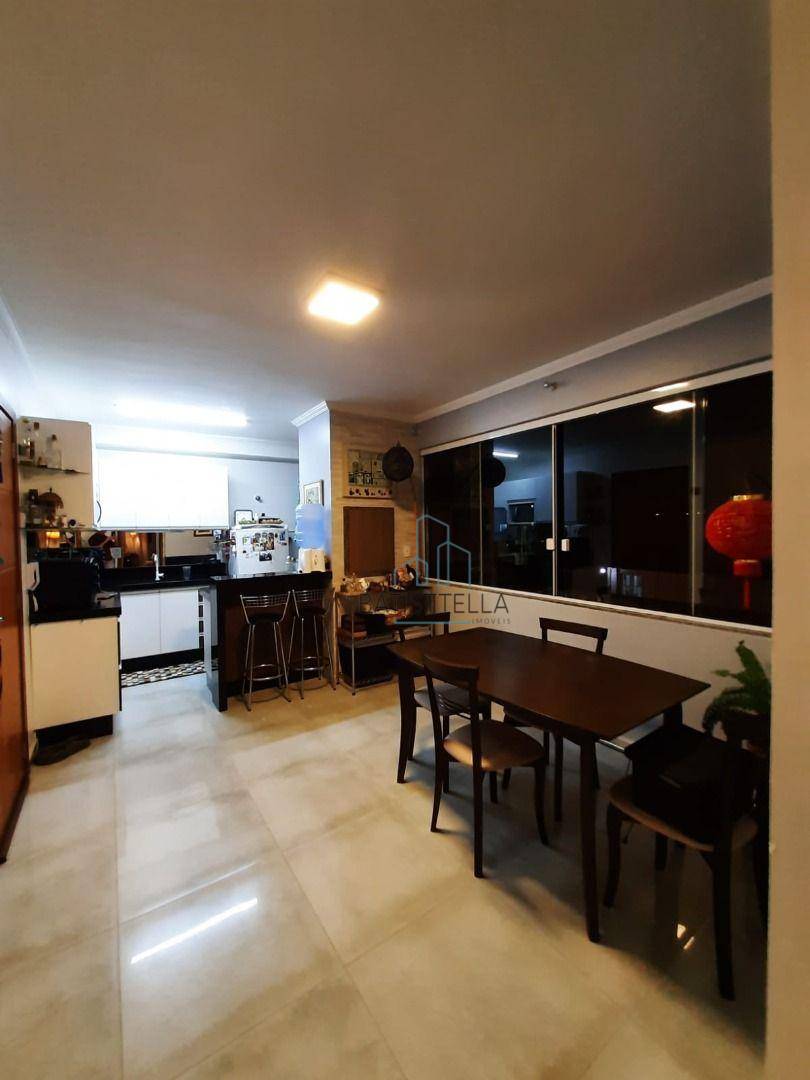 Apartamento à venda com 2 quartos, 55m² - Foto 1