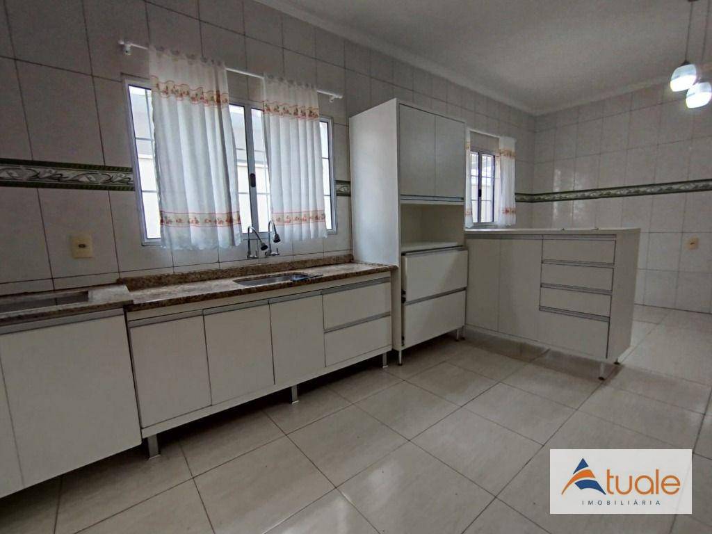 Casa de Condomínio para alugar com 3 quartos, 190m² - Foto 12