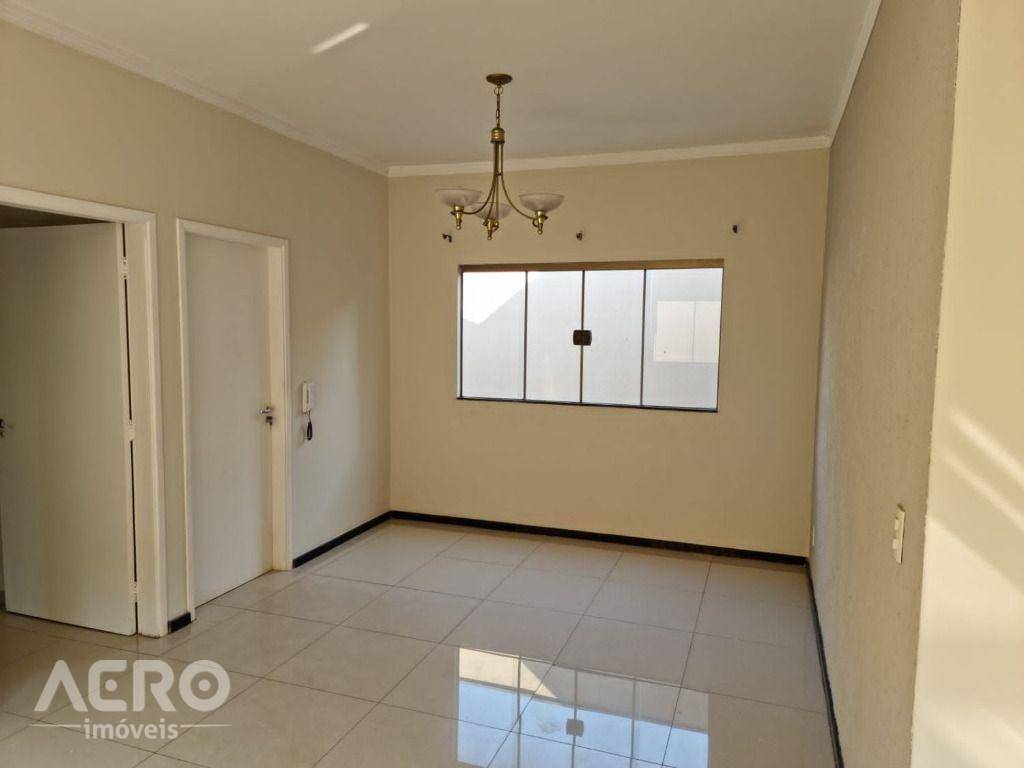 Casa à venda com 3 quartos, 175m² - Foto 12