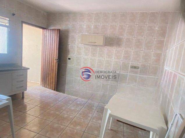 Sobrado à venda com 3 quartos, 236m² - Foto 18