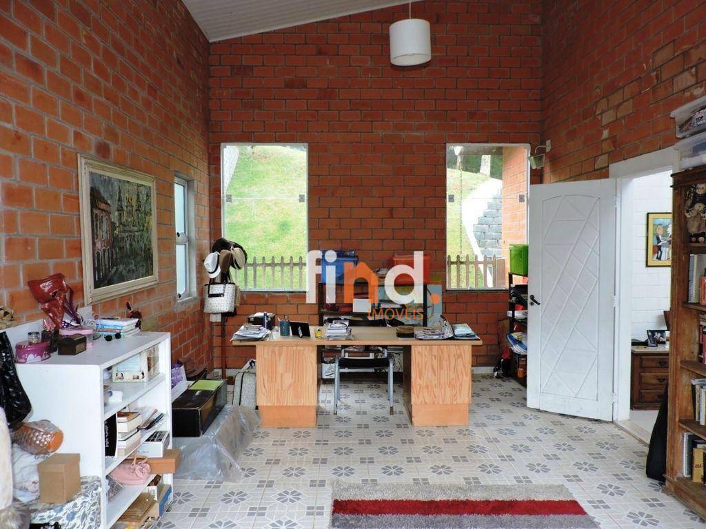 Casa de Condomínio à venda com 4 quartos, 205m² - Foto 7