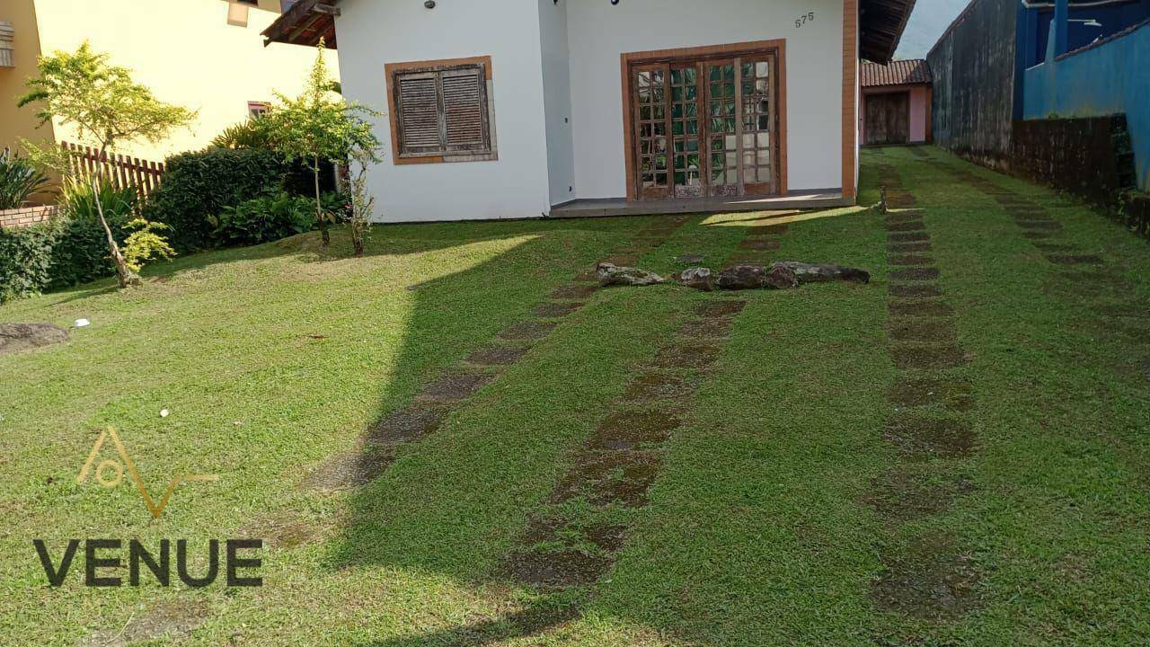 Casa de Condomínio à venda com 2 quartos, 150m² - Foto 2