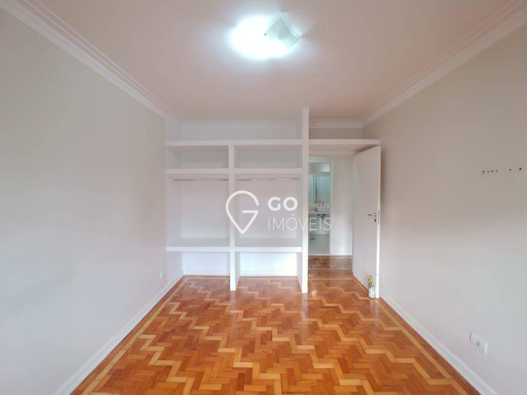 Apartamento para alugar com 3 quartos, 130m² - Foto 7