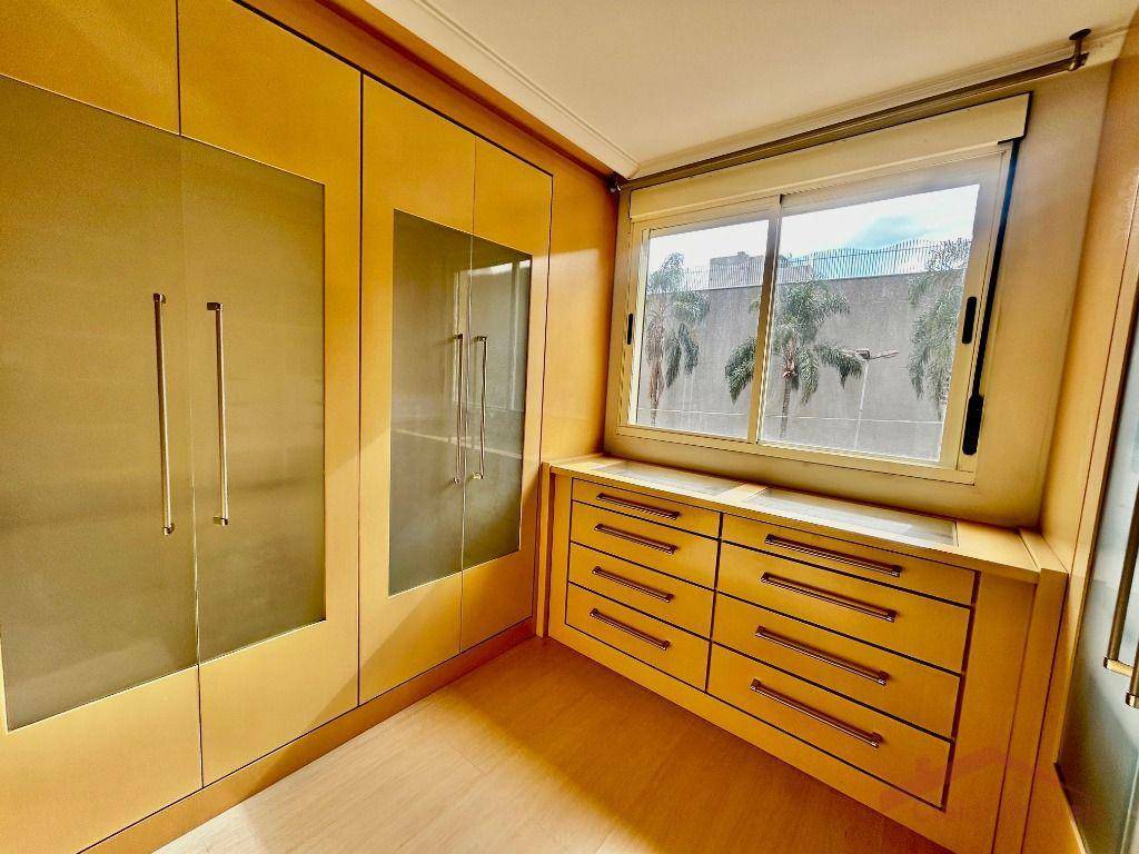 Apartamento para alugar com 2 quartos, 120m² - Foto 14