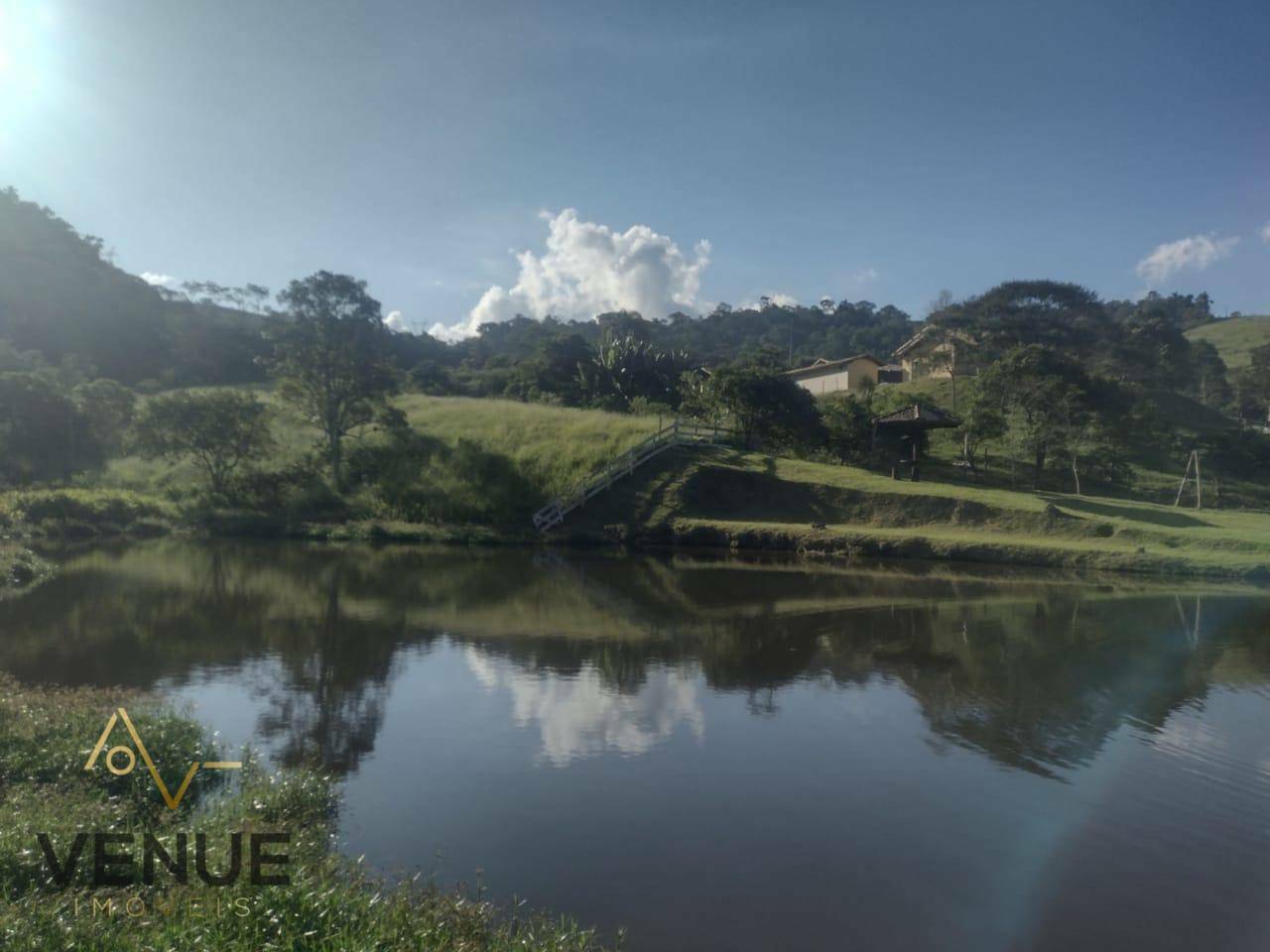 Fazenda à venda com 4 quartos, 200m² - Foto 3