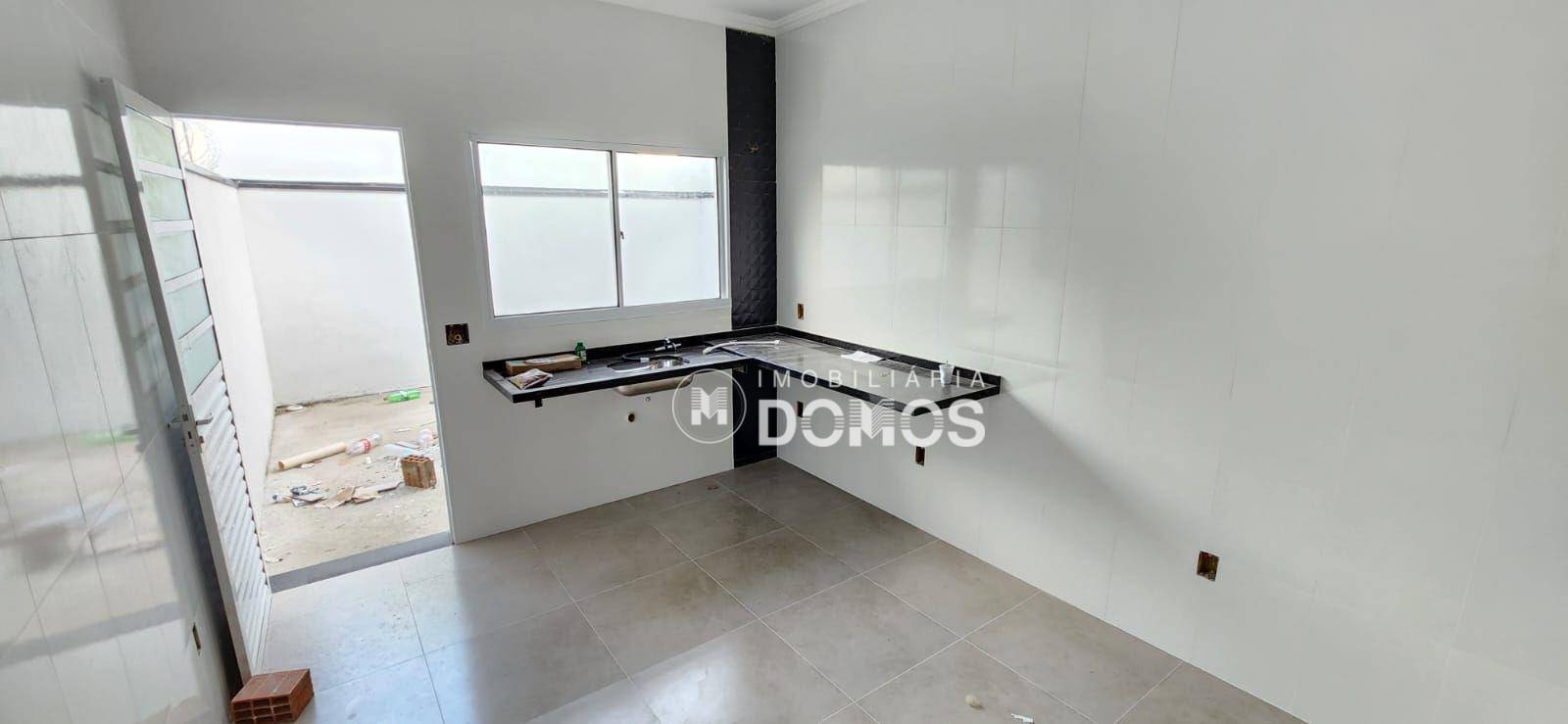 Casa à venda com 2 quartos, 80m² - Foto 12