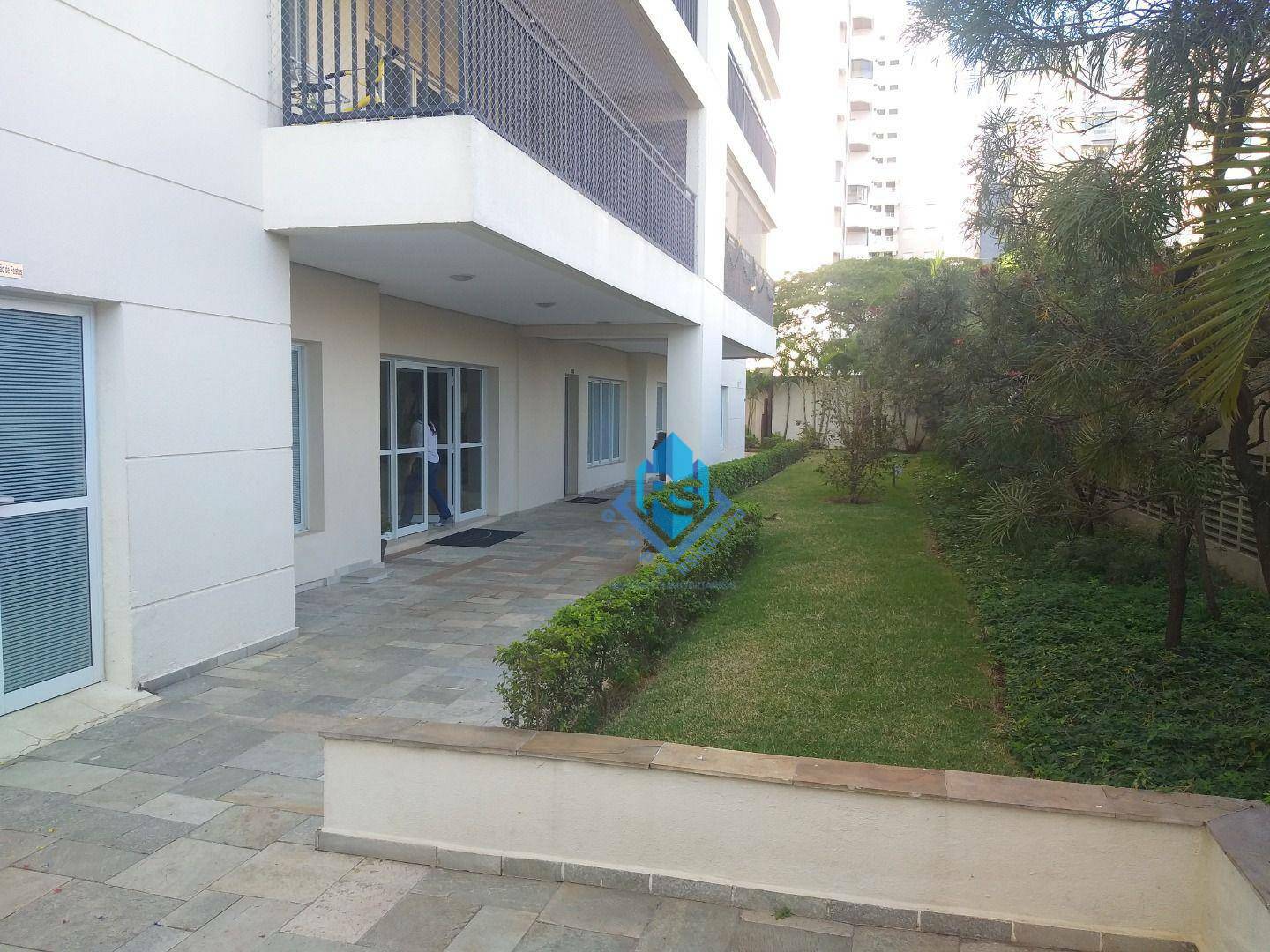 Apartamento à venda com 3 quartos, 145m² - Foto 98