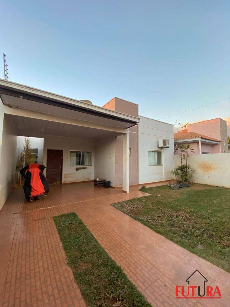 Casa à venda com 3 quartos, 93m² - Foto 1